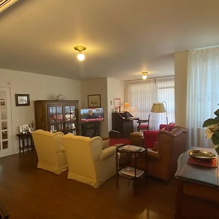 Apartment Location *